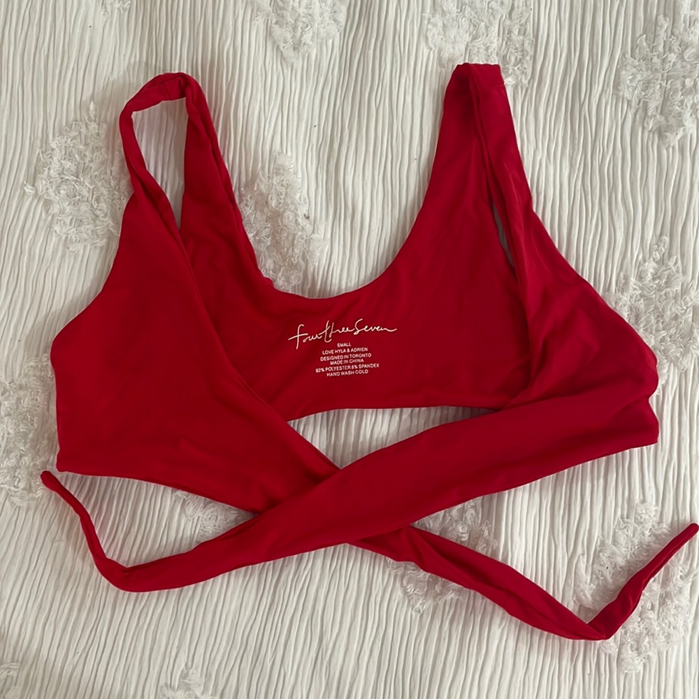 437 Kenzie Bikini Top
